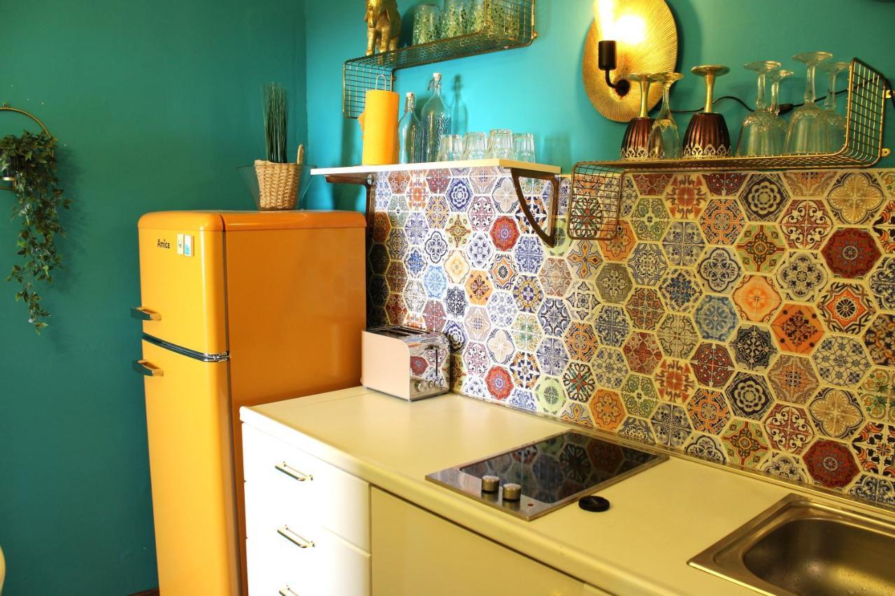 Oh La La Apartment Old Town ロヴィニ エクステリア 写真