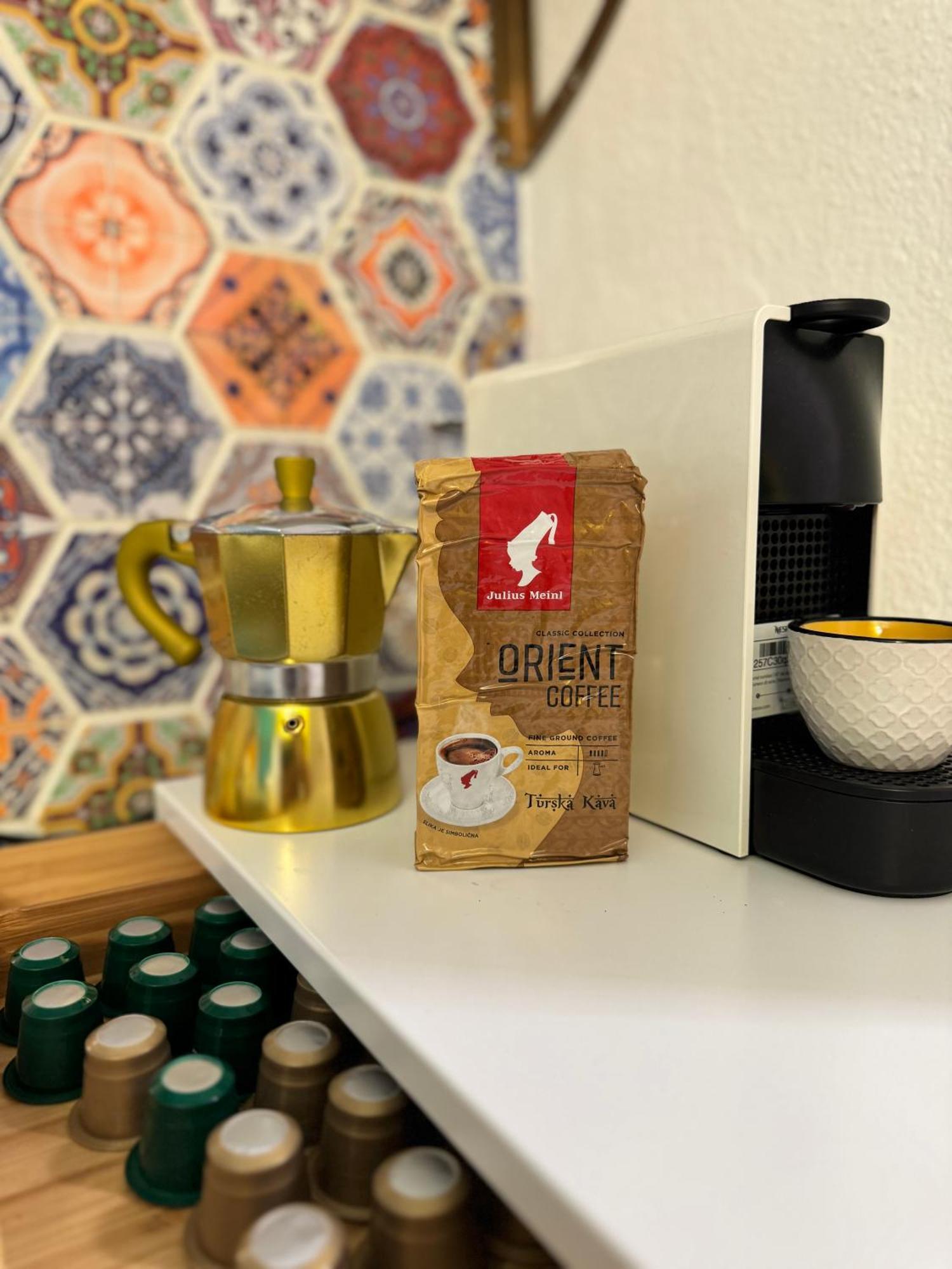 Oh La La Apartment Old Town ロヴィニ エクステリア 写真